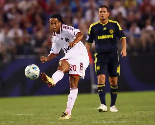 队必须面对 队必须面对