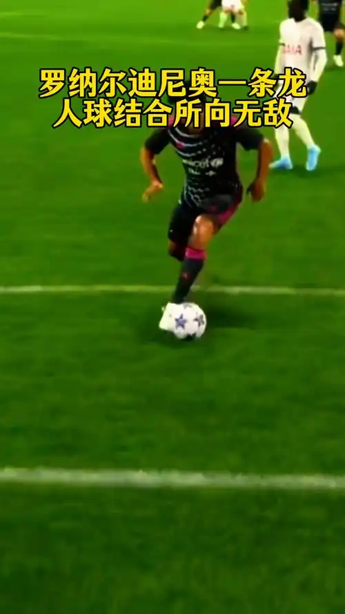 一位难民曾 一位难民曾